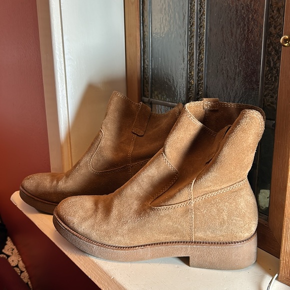 Lucky brand tan suede ankle boots size 9M - Picture 4 of 6